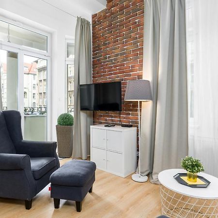 Apartment Poznan Mtp Chelmonskiego By Noclegi Renters 外观 照片